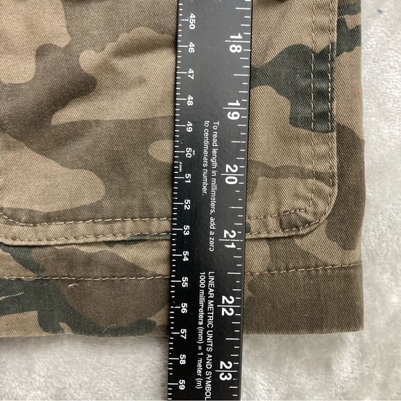 MadRag Camo Full-Zip Jacket with Faux Leather Sleeves Women’s Size M - Picture 6 of 9